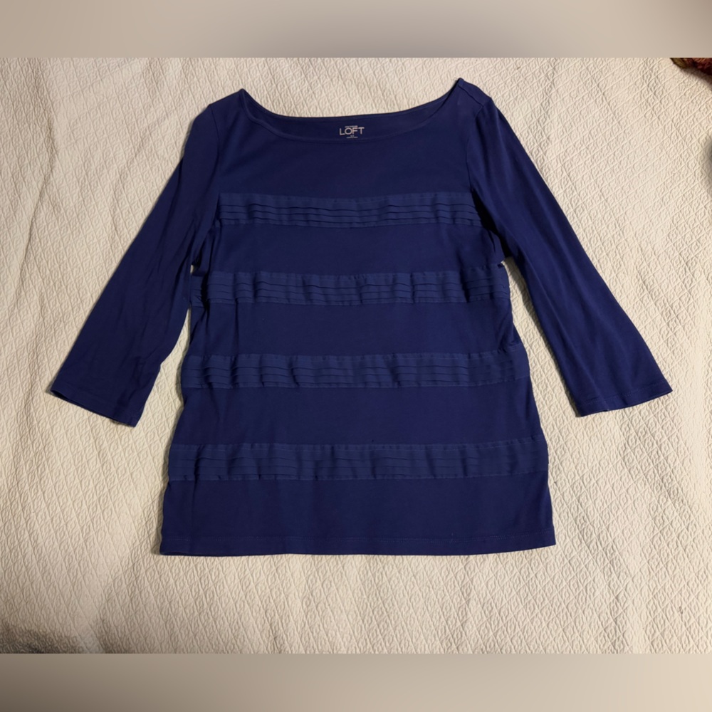 LOFT Women's Blue Top